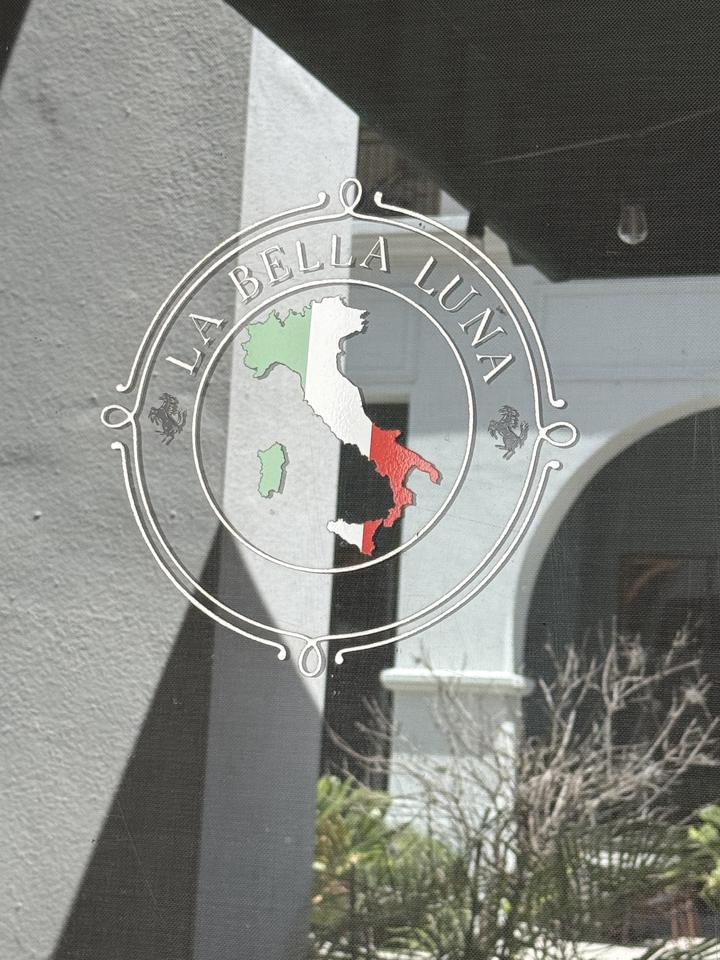 La Bella Luna, photo 2